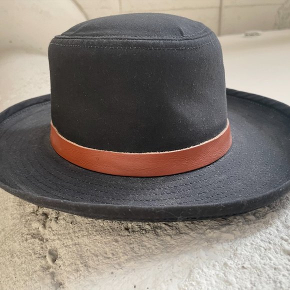 Female Goorin Bros. Hat - Picture 2 of 7